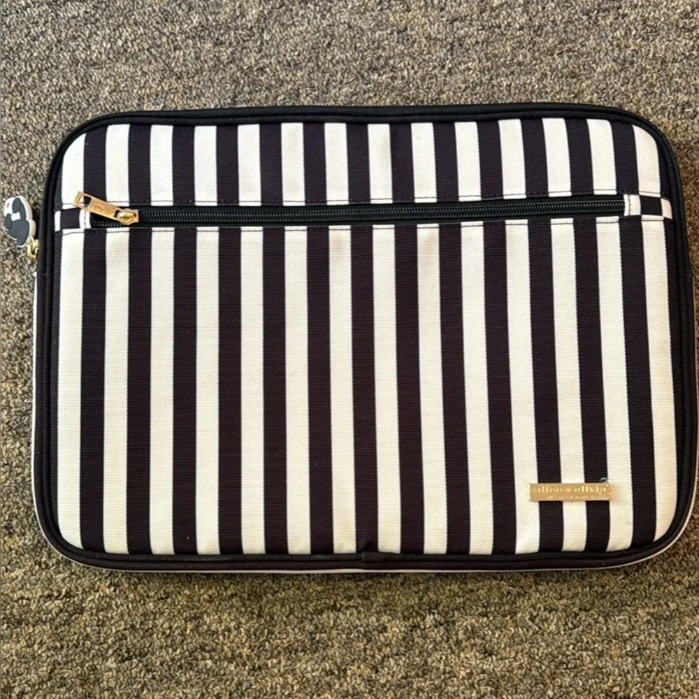 Alice + Olivia Monochrome Striped Textile